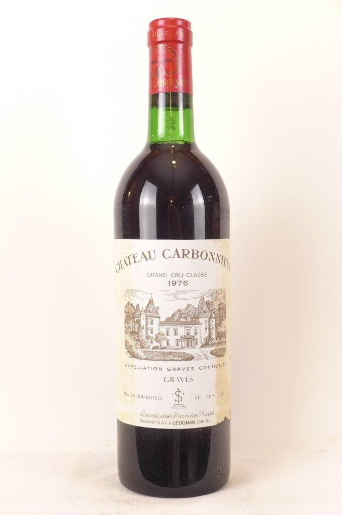Bouteille — Château Carbonnieux 1976 — 1001caves