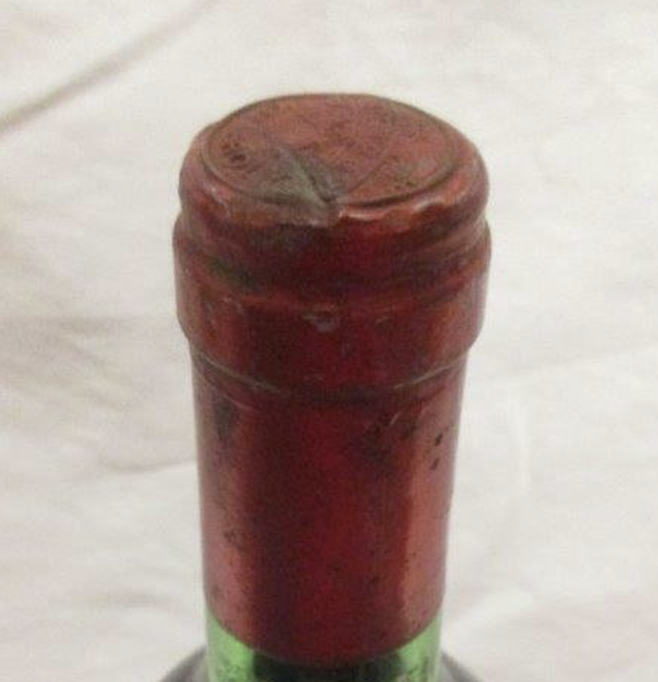 Petrus 1980 — vente entre particuliers 1001caves.fr Capsule — Petrus 1980 — 1001caves