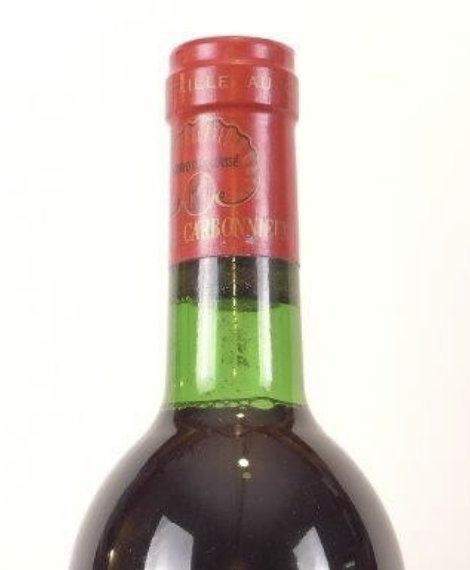 Goulot — Château Carbonnieux 1976 — 1001caves