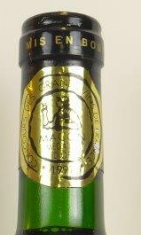 Capsule — Château de la Rivière 1989 — 1001caves